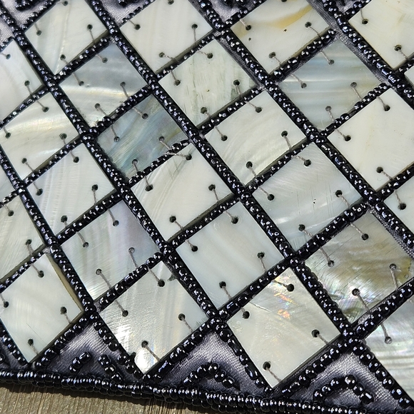 Mad By Design Handmade Mother Of Pearl & Natural Horn Bag NWT - Picture 2 of 7